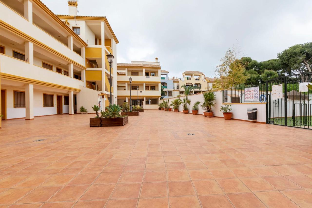 Apartament Atico Con Terraza-Solarium Y Piscina 4-6 Personas Wifi A/C Roda Zewnętrze zdjęcie